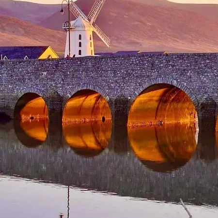 別荘 St Martins Old Schoolhouse Ballyroe