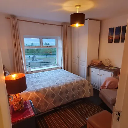 別荘 St Martins Old Schoolhouse Ballyroe *