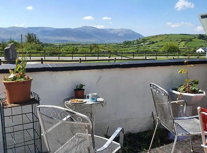 Nyaraló St Martins Old Schoolhouse Ballyroe