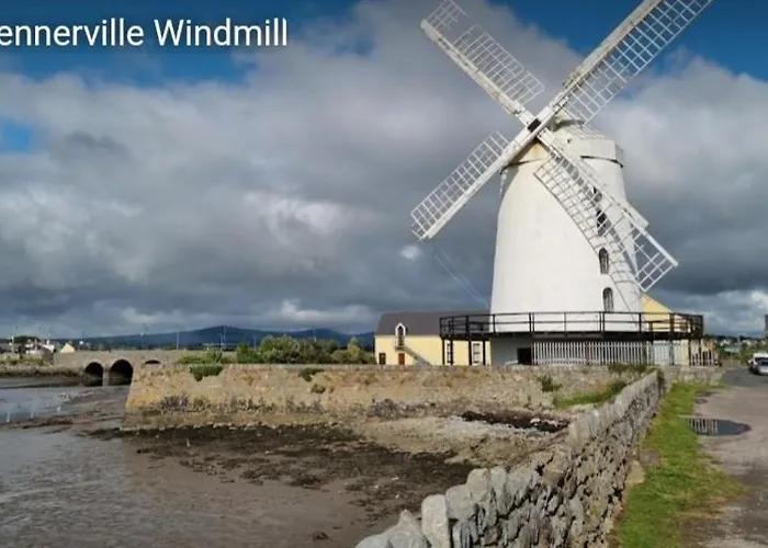 度假居 St Martins Old Schoolhouse Ballyroe *