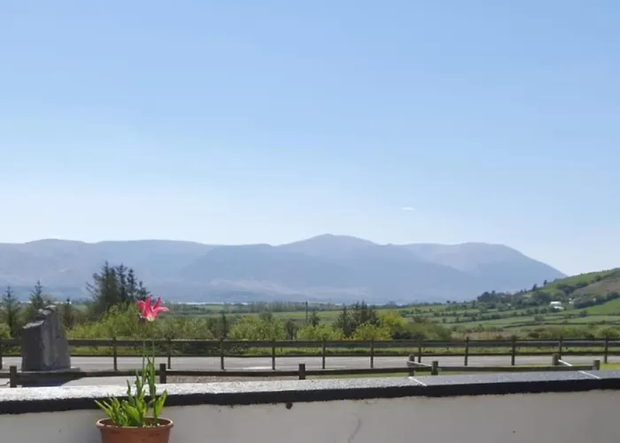 Nyaraló St Martins Old Schoolhouse Ballyroe *