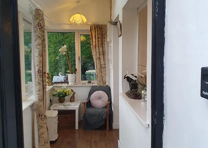 St Martins Old Schoolhouse Ballyroe 特拉利